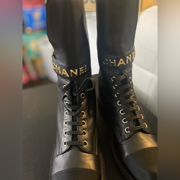 Chanel lace up combat boots 36.5 - Picture 6 of 8